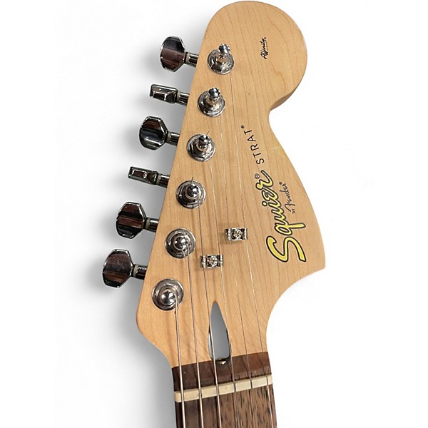 Used Squier Affinity Stratocaster Black and White Solid Body Electric Guitar