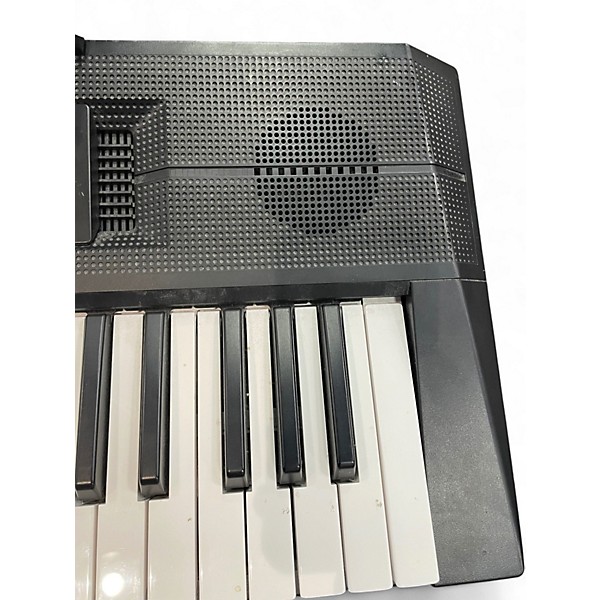 Used Yamaha PSRF51 61 Key Portable Keyboard