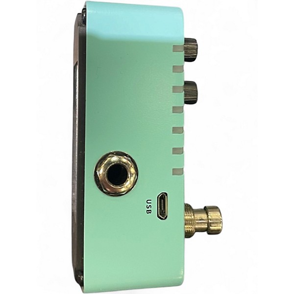 Used Mooer E7 Synth Effect Pedal