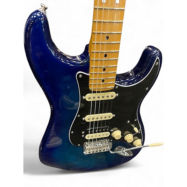 Used 2025 Fender Limited Player II Stratocaster HSS blue burst Solid Body Electric Guitar