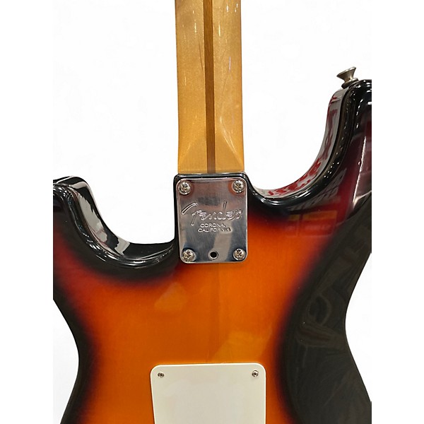 Used Fender American Standard Stratocaster 2 Tone Sunburst Solid Body Electric Guitar