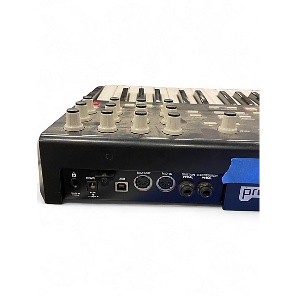 Used Akai Professional MPK25 25 Key MIDI Controller