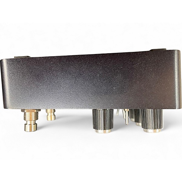 Used Universal Audio STARLIGHT Effect Pedal