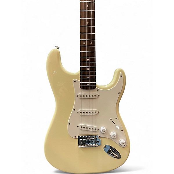 Used 2007 Squier Bullet Stratocaster Vintage White Solid Body Electric Guitar