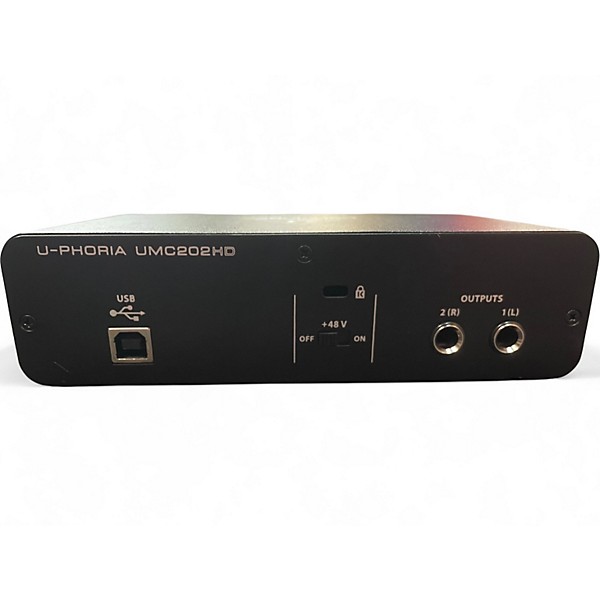 Used Behringer U-Phoria UMC202HD Audio Interface