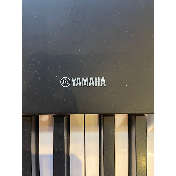 Used Yamaha P225 Portable Keyboard