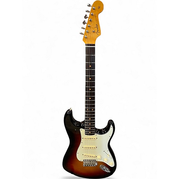Used Fender 1961 American Vintage II Stratocaster 3 Color Sunburst Solid Body Electric Guitar
