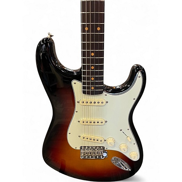 Used Fender 1961 American Vintage II Stratocaster 3 Color Sunburst Solid Body Electric Guitar