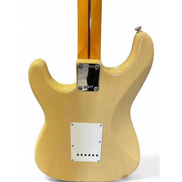 Used Fender 1957 American Vintage II Stratocaster Vintage Blonde Solid Body Electric Guitar