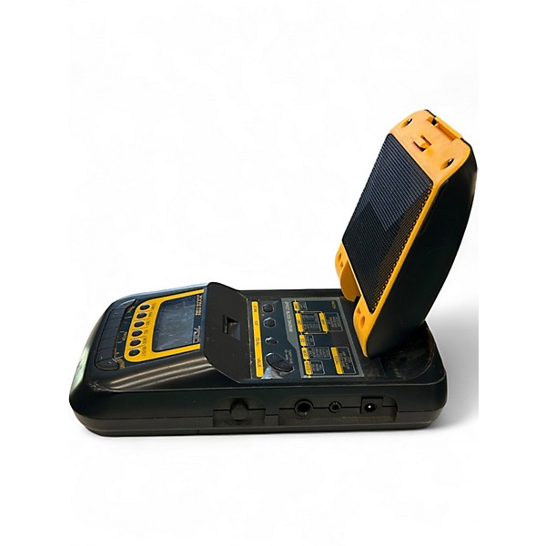 Used Zoom Zoom Fire 7010 Battery Powered Amp