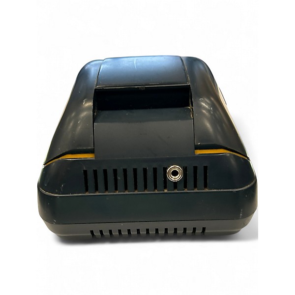 Used Zoom Zoom Fire 7010 Battery Powered Amp