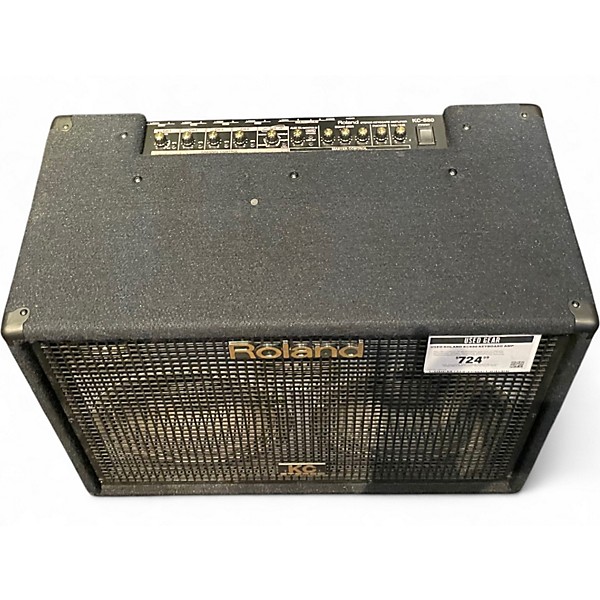 Used Roland KC880 Keyboard Amp