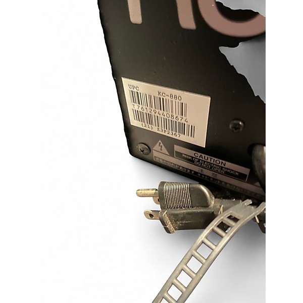 Used Roland KC880 Keyboard Amp