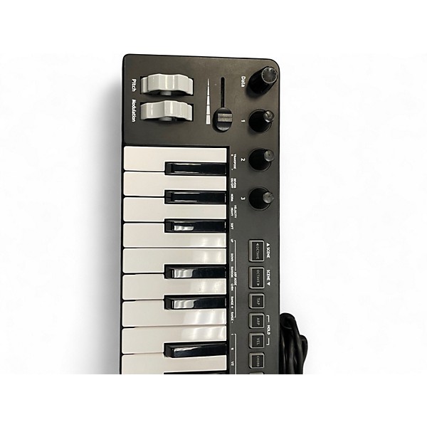 Used Midiplus AKM322 MIDI Controller