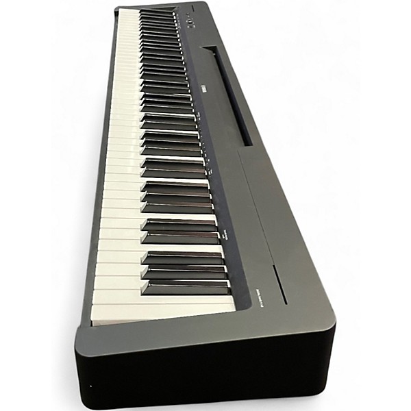 Used Yamaha P143B Digital Piano