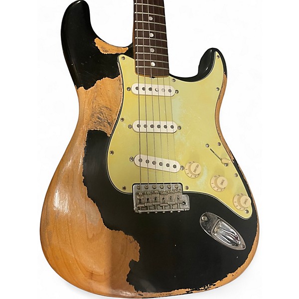 Used Fender 65 stratocaster closet classic Black Solid Body Electric Guitar