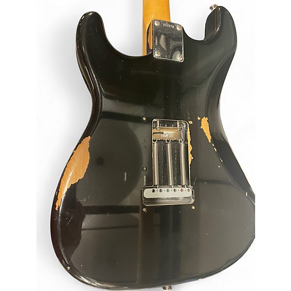 Used Fender 65 stratocaster closet classic Black Solid Body Electric Guitar