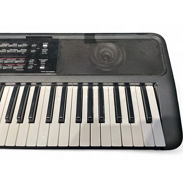 Used Yamaha PSR 320 Digital Piano