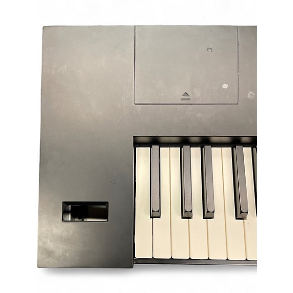 Used Roland JUNO DS88 Synthesizer