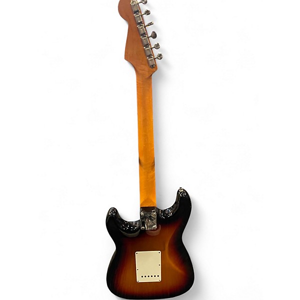 Used Fender AMERICAN VINTAGE '62 STRATOCASTER 3 Tone Sunburst Solid Body Electric Guitar