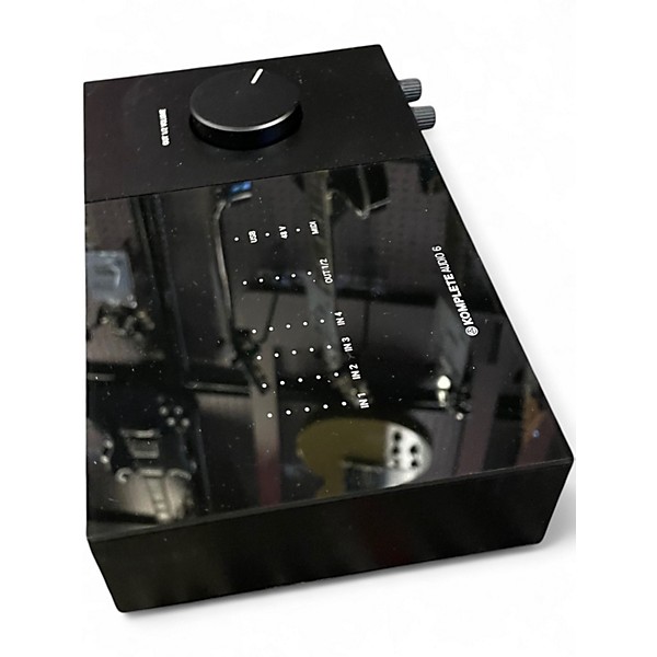 Used Native Instruments KOMPLETE AUDIO 6 Audio Interface