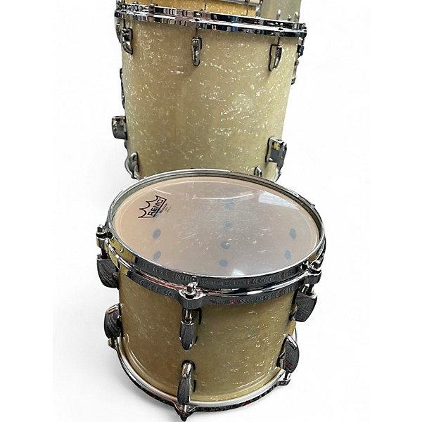 Used Pearl 5 Piece MASTERS RETROSPEC WHITE MARINE PEARL Drum Kit