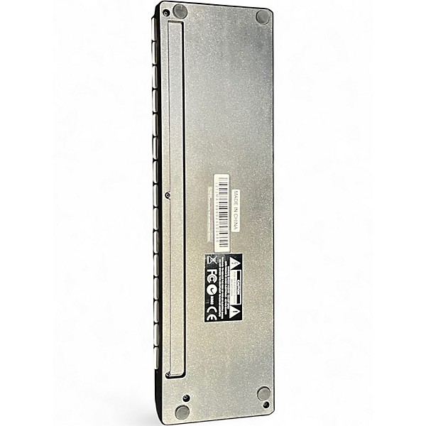 Used Akai Professional LPK25 MIDI Controller