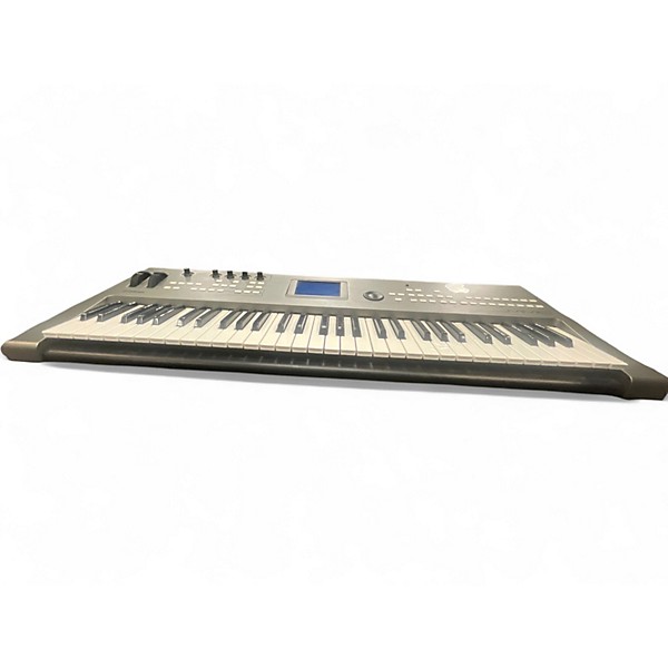 Used Yamaha MM6 61 Key Keyboard Workstation