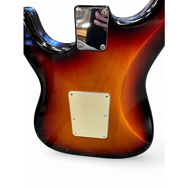 Used 2009 Fender Highway One Stratocaster Sunburst Solid Body Electric Guitar