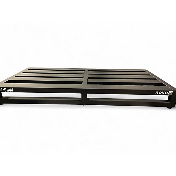 Used Pedaltrain NOVO 32 Pedal Board