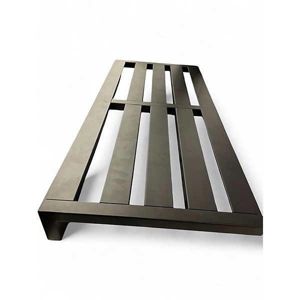 Used Pedaltrain NOVO 32 Pedal Board