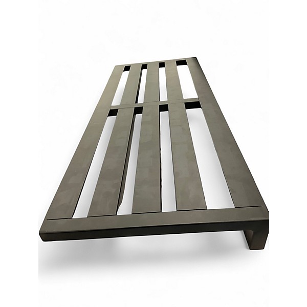 Used Pedaltrain NOVO 32 Pedal Board