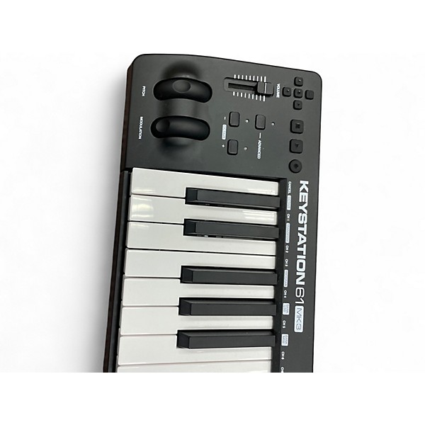 Used M-Audio KEYSTATION 61 MK3 MIDI Controller
