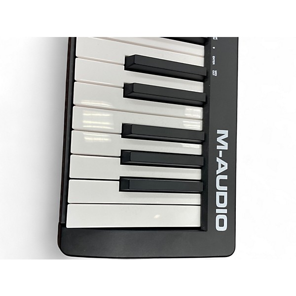 Used M-Audio KEYSTATION 61 MK3 MIDI Controller