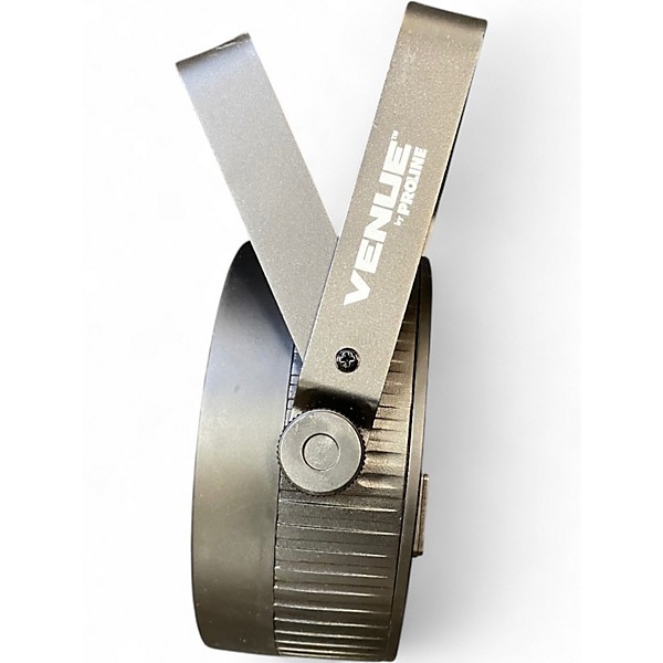 Used Venue Thin Tri 64 Par Can Light