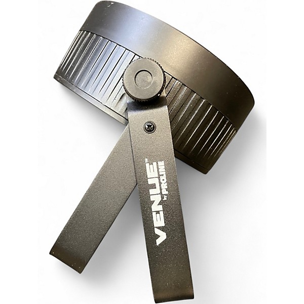 Used Venue Thin Tri 64 Par Can Light