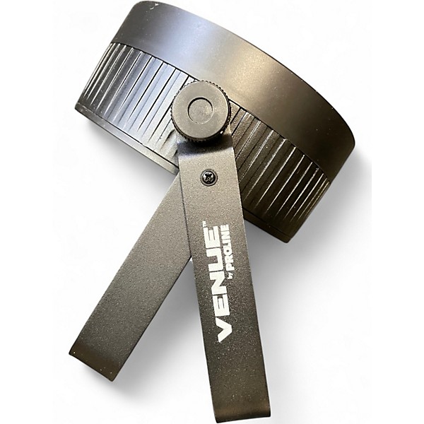 Used Venue Thin Tri 64 Par Can Light