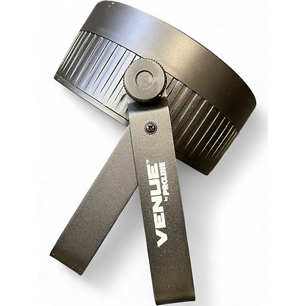 Used Venue Thin Tri 64 Par Can Light