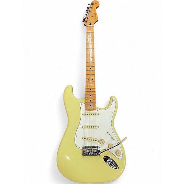 Used Fender PLAYER 2 STRATOCASTER HILEAH YELLOW Hollow Body Electric Guitar