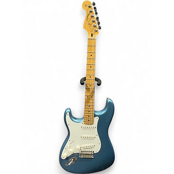 Used Fender Player Stratocaster Left Handed Blue Metallic Solid Body Electric Guitar