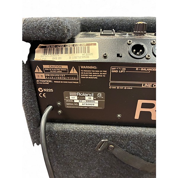 Used Roland kc550 Keyboard Amp