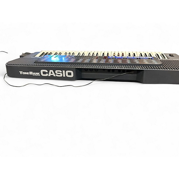 Used Casio CT670 Keyboard Workstation