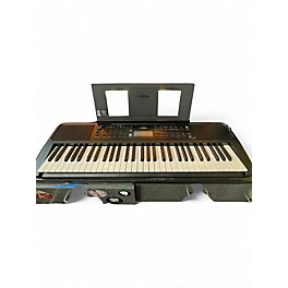 Used Yamaha PSR E383 Keyboard Workstation