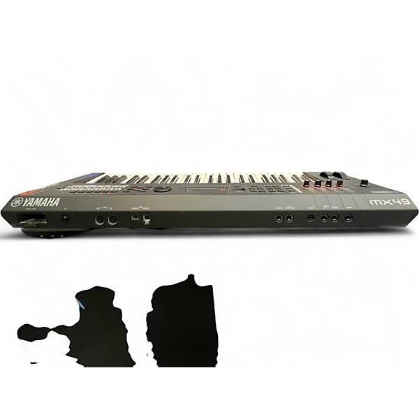 Used Yamaha MX49 49 Key Keyboard Workstation