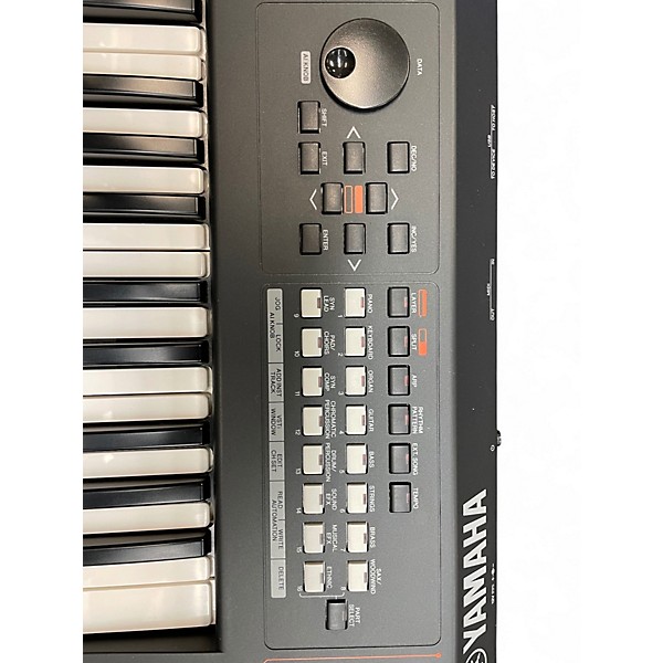 Used Yamaha MX49 49 Key Keyboard Workstation