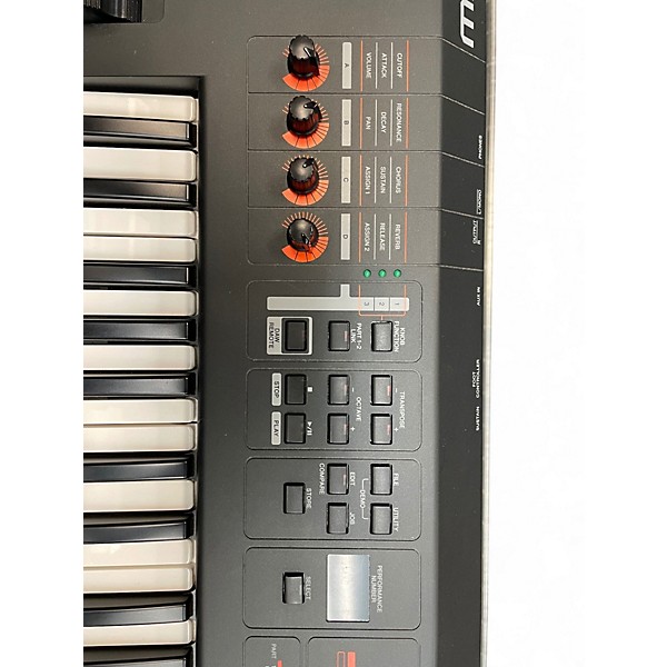 Used Yamaha MX49 49 Key Keyboard Workstation