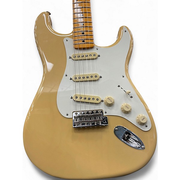 Used Fender 1957 American Vintage II Stratocaster Vintage Blonde Solid Body Electric Guitar