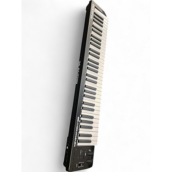 Used M-Audio KEYSTATION 61 MKIII MIDI Controller