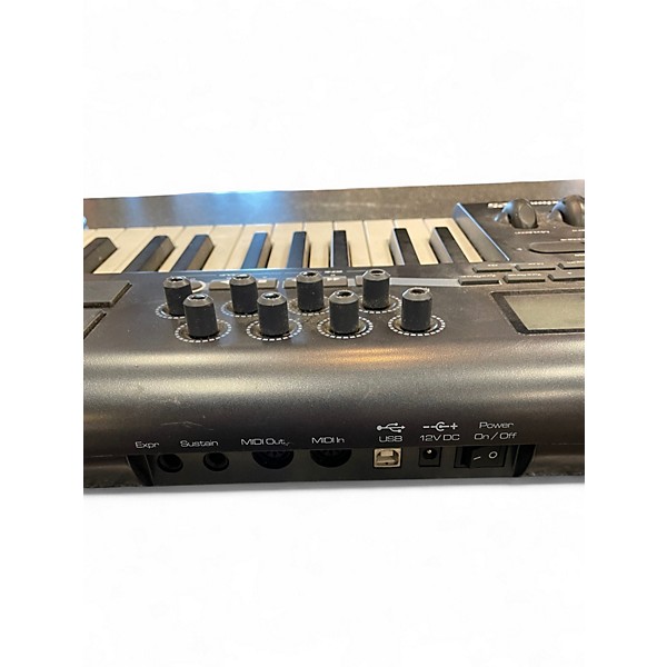 Used M-Audio Axiom 25 Key MIDI Controller