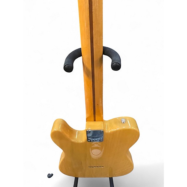 Used Fender AMERICAN VINTAGE I RESSIUE 1952 TELECASTER Butterscotch Solid Body Electric Guitar